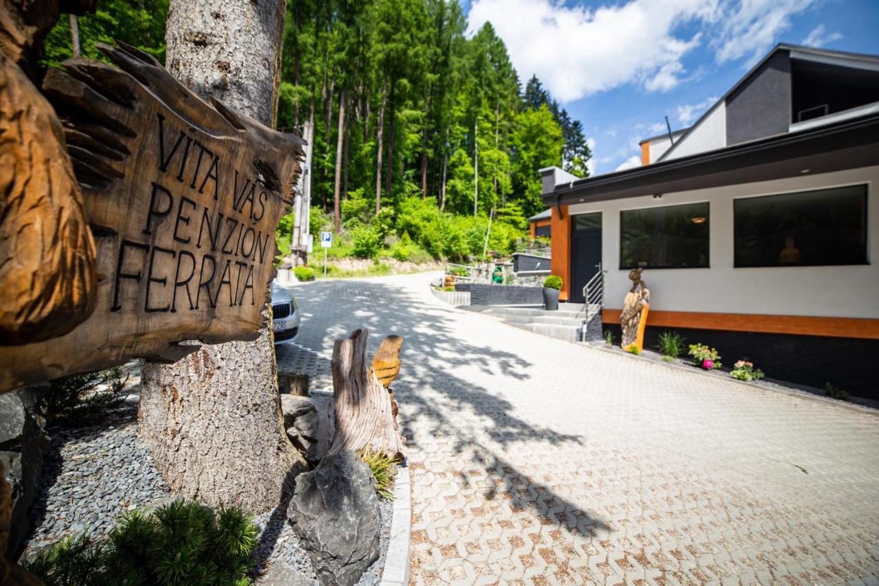 Wellness Penzion Ferrata Martin Exteriör bild